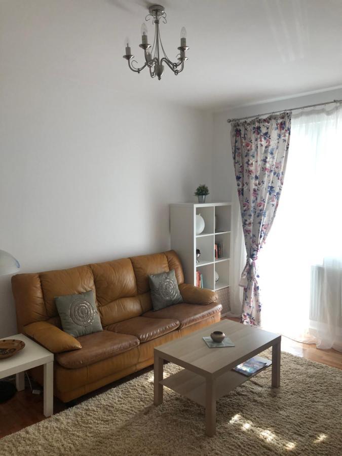 Apartament Grig Apartament *